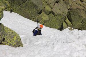 jung Frau Wanderungen auf das Gletscher foto