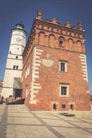 gotisch Stil Stadt, Dorf Halle mit Renaissance Dachboden im das alt Stadt, Dorf im Sandomierz, Polen foto