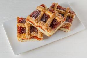 Argentinien Quitte Kuchen auf ein Weiß Tablett. foto