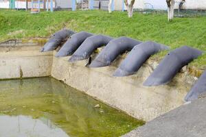 Wasser Pumpen Bahnhof von Bewässerung System von Reis Felder. foto