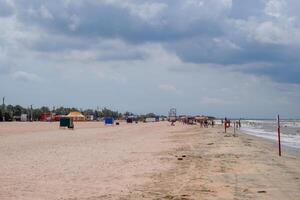 achuyevo Strand auf das Ufer von das Azov Meer. foto