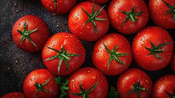 ai generiert Tomate Hintergrund. frisch Tomaten kreativ vereinbart worden, ein künstlerisch Layout zu Vitrine Farbe und Form. foto