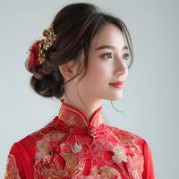 ai generiert ein Frau im ein rot traditionell Chinesisch Kleid und ein bunt Fan. foto