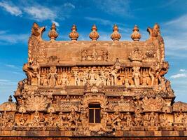 Periyanayaki Amman Tempel, darasuram foto