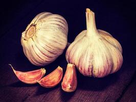 Knoblauch schließen oben auf Tabelle foto