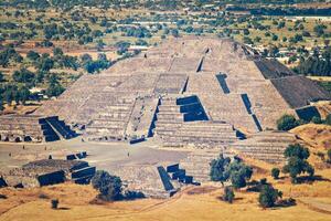 Pyramide des Mondes. Teotihuacan, Mexiko foto