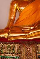 Sitzung Buddha Statue Einzelheiten, Thailand foto