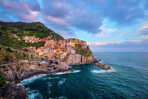 Manarola Dorf auf Sonnenuntergang, cinque Erde, Ligurien, Italien foto