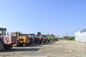 Traktor. landwirtschaftlich Maschinen. foto