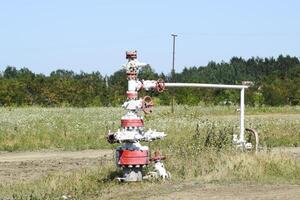 Gut zum Öl und Gas Produktion. Öl Gut Bohrlochkopf Ausrüstung. Öl Produktion foto