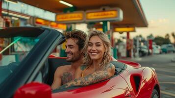 ai generiert schön Paar mit Tätowierungen Sitzung im ein rot Sport Auto beim ein Gas Bahnhof foto