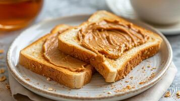 ai generiert Toast Verbreitung mit Erdnuss Butter Lügen auf ein Weiß Teller foto