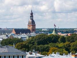 schön Antenne riga Aussicht von über. foto