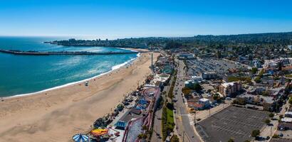 Antenne Aussicht von das Amüsement Park im Santa Cruz Strand Stadt. foto