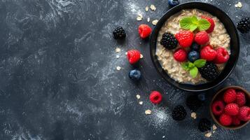 ai generiert köstlich Haferflocken im ein Schüssel mit Beeren auf Spitze, Kopieren Raum foto