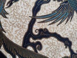 das Muster auf traditionell Batik, präsentieren visuell und philosophisch das Muster auf traditionell Batik, präsentieren visuell und philosophisch foto