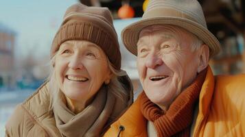 ai generiert Alten Paar im Liebe. Senior Mann und Ehefrau umarmen und Verbindung mit wahr Emotionen foto