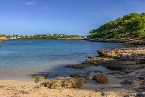 Panorama- Aussicht von ein klein Strand im Mallorca, Balearen Inseln foto