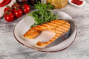 lecker lecker gegrillt Lachs Steak foto