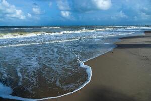 Wellen am Strand foto