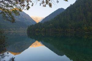 Spiegel See, jiuzhaigou National Park, Sichuan Provinz, China, UNESCO Welt Erbe Seite? ˅ foto