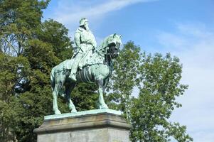 Goslar, Deutschland, 2015, Pferdesport Statue von Kaiser friedrich Barbarossa, Kaiserliche Palast oder Kaiserpfalz, Goslar, Harz, niedriger Sachsen, Deutschland, UNESCO Welt Erbe Seite? ˅ foto