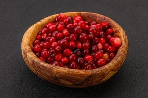 süße und leckere Cranberry in der Schüssel foto