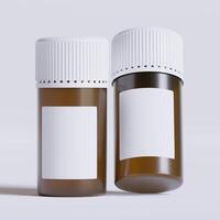 Phiole von Tabletten mit leer Etikett, isoliert auf Weiß Hintergrund. geschlossen Medizin Flasche isoliert auf Weiß Hintergrund 3d Illustration foto