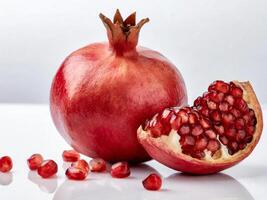 ai generiert generiert imapomegranate isoliert auf Weiß Hintergrund foto