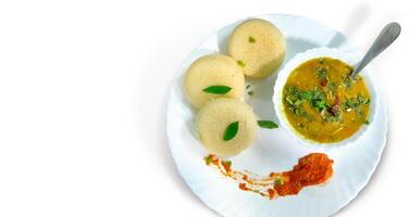 Süd indisch Frühstück Idli, Sambar und Kokosnuss Chutney foto