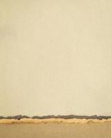 abstrakt Papier Landschaft im Pastell- Erde Töne Töne - - Sammlung von handgemacht Lappen Papiere foto