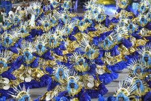 Rio, Brasilien, Februar 12, 2024, Paraden von das Samba Schulen Paradies tun tuiuti von das Besondere Gruppe, während das Karneval im das Stadt von Rio de Janeiro im Sapucai Straße foto