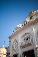 Aussicht von Einzelheiten von die Architektur Innerhalb golden Tempel - - Harmandir sahib im Amritsar, Punjab, Indien, berühmt indisch Sikh Wahrzeichen, golden Tempel, das Main Heiligtum von sikhs im Amritsar, Indien foto