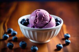 ai generiert Blaubeere Eis Sahne Bälle, Beere Süss Nachtisch, Eis Sahne mit frisch Beeren, Sommer- erfrischend Dessert auf ein hölzern Tabelle foto