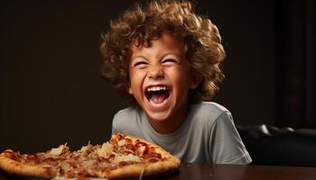 ai generiert süß lockig behaart Junge Essen Pizza, lächelnd mit Mund öffnen generiert durch ai foto