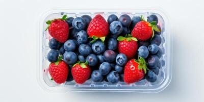 ai generiert gemischt Beeren mit Blaubeeren und Erdbeeren im ein Plastik Container. generativ ai foto