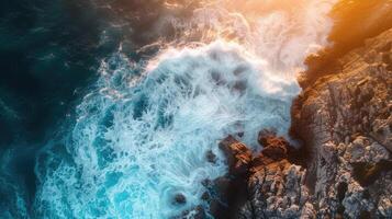 ai generiert spektakulär Drohne Aussicht erfasst ein Ozean Welle abstürzen auf ein felsig Cliff, mit ein Sonnenuntergang Horizont Hintergrund. ai generiert. foto