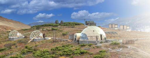 Glamping unter Konstruktion auf ein Vulkan auf das Kamtschatka Halbinsel foto