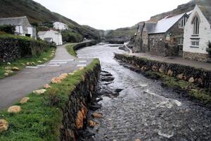 ein Aussicht von Boscastle im Cornwall foto