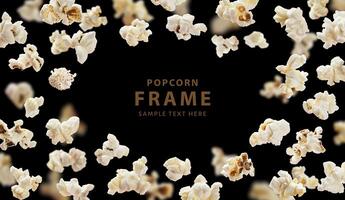 Popcorn rahmen, fliegend Popcorn isoliert auf schwarz Hintergrund mit Kopieren Raum, Film Poster Konzept foto