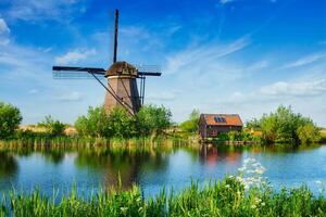 Windmühlen beim kinderdijk im Holland. Niederlande foto