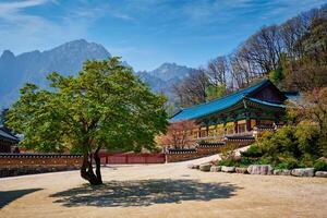 sinheungsa Tempel im Seoraksan National Park, seoraksan, Süd Korea foto