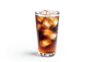 ai generiert Cola mit Eis im ein Glas auf ein Weiß Hintergrund foto