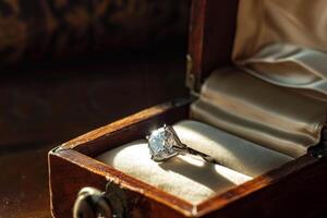 ai generiert ein Gold Diamant Ring ist im ein Schmuck Kasten, das Konzept von Luxus foto