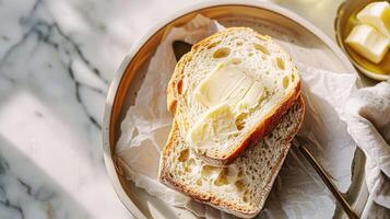 ai generiert Brot und Butter, hausgemacht Backen und traditionell Essen, Land Leben foto