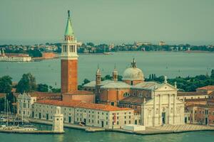 blick auf die insel san giorgio, venedig, italien foto