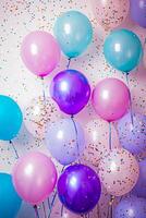 ai generiert Luftballons im Pastell- Farben und Konfetti auf ein Weiß Hintergrund. foto