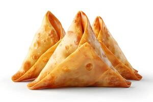 ai generiert Samosa isoliert auf Weiß Hintergrund foto