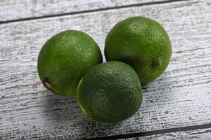 Grün sauer tropisch Limette Obst foto