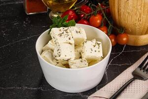 griechisch traditionell Feta Käse Würfel foto